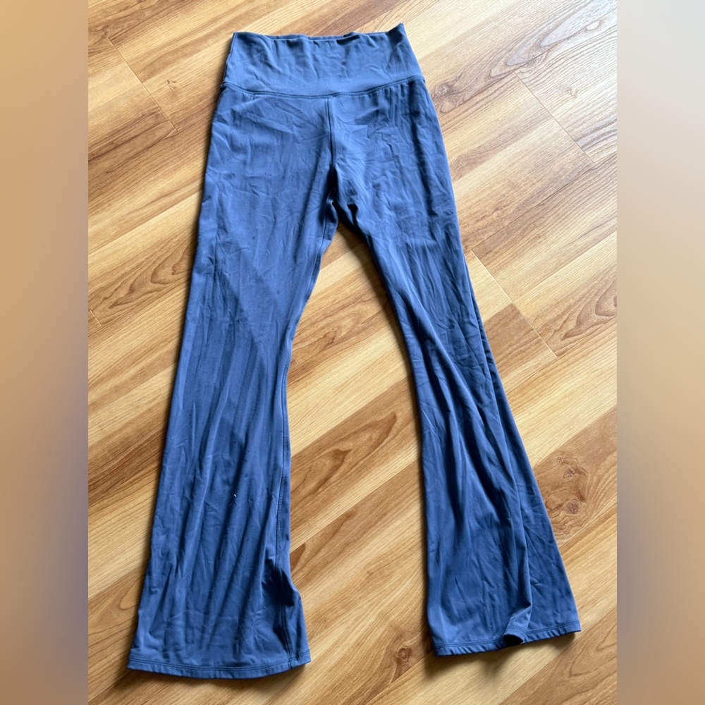 Ultra flirt flare leggings